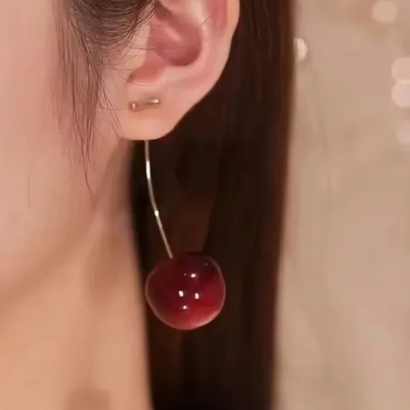 ANTHROPOLOGE 2025 trend CHEER RED anthropologie earrings NWT - Picture 3 of 9